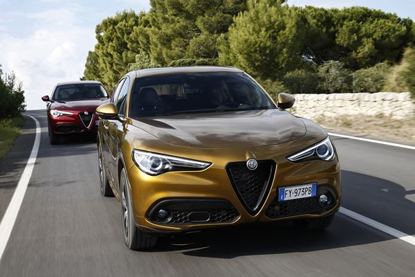 Le SUV sportif Alfa Romeo Stelvio bénéficie d'améliorations technologiques