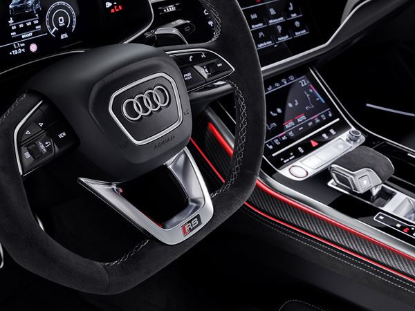 Le SUV Coupé Audi RS Q8 haute performance embarque un V8 bi-turbo de 600 ch