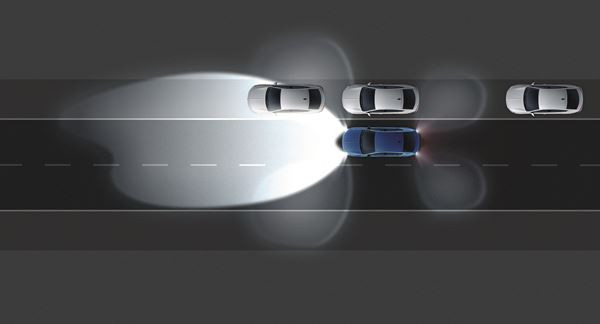 L'Opel Insignia Grand Sport s'offre une face avant plus sportive