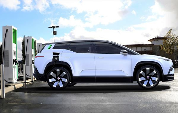 Le SUV électrique Fisker Ocean revendique environ 480 km d'autonomie