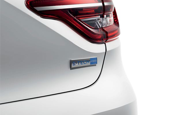 La Renault Clio hybride E-Tech 140 embarque deux moteurs électriques