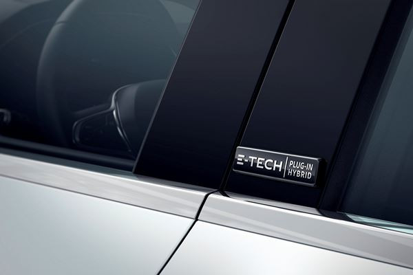 Le Renault Captur E-Tech Plug-in 160 embarque deux moteurs électriques