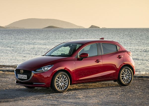 La Mazda 2 restylée adopte les attributs stylistiques du design Kodo
