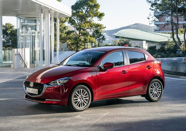 La Mazda 2 restylée adopte les attributs stylistiques du design Kodo
