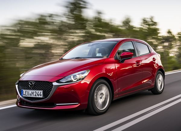 La Mazda 2 restylée adopte les attributs stylistiques du design Kodo