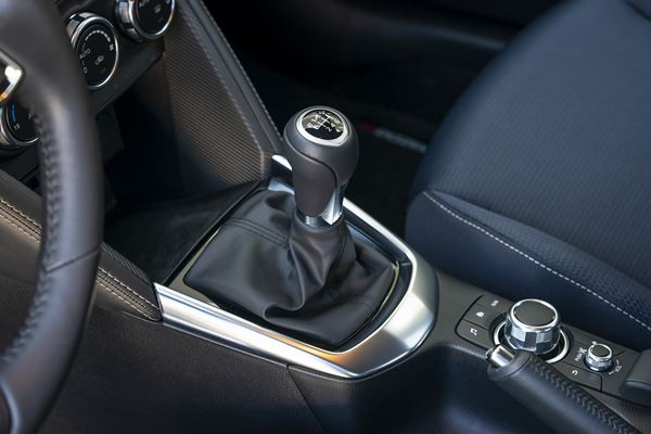 La Mazda 2 restylée adopte les attributs stylistiques du design Kodo
