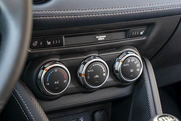 La Mazda 2 restylée adopte les attributs stylistiques du design Kodo