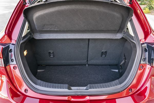 La Mazda 2 restylée adopte les attributs stylistiques du design Kodo