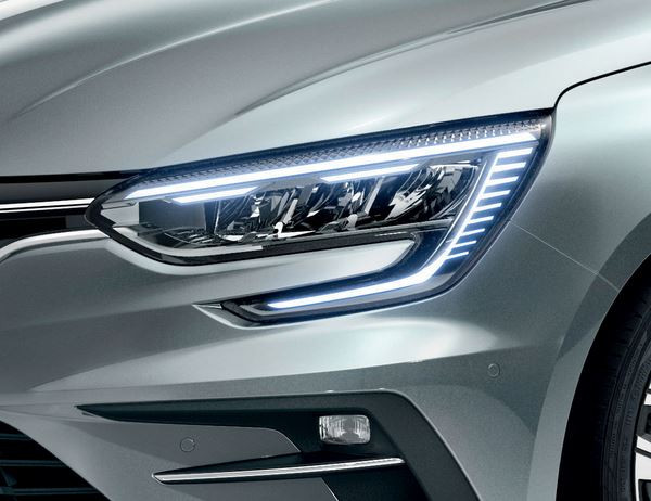 Le break compact Renault Mégane Estate restylé gagne en élégance