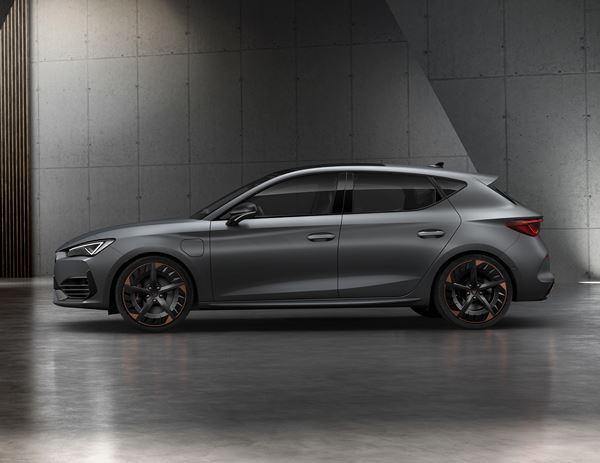 La compacte sportive Cupra Leon propose une large gamme de motorisations