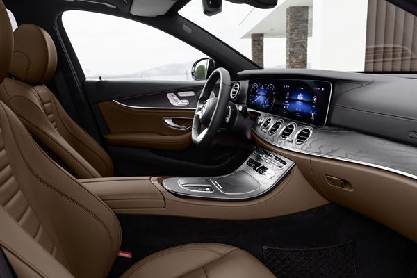 La Mercedes Classe E Break restylée affiche un design plus dynamique