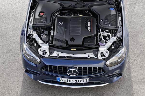 La Mercedes Classe E Break restylée affiche un design plus dynamique