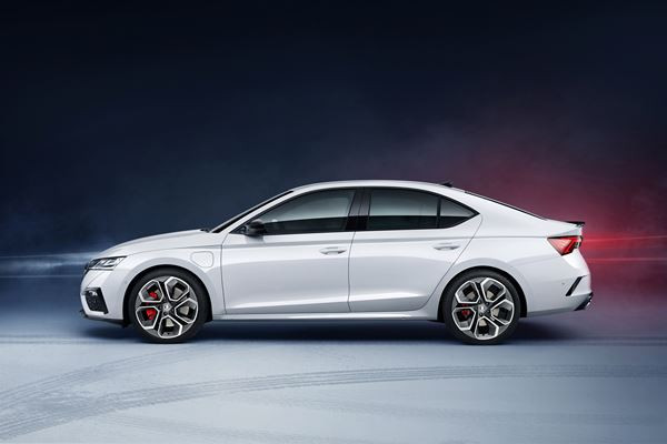 La Skoda Octavia RS iV plug-in hybride développe une puissance cumulée de 245 ch