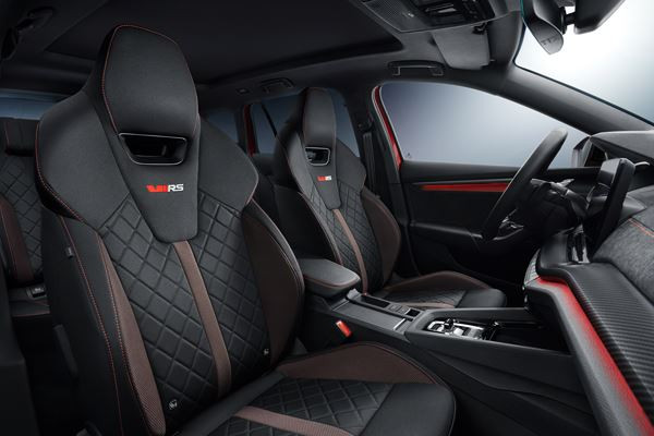 La Skoda Octavia RS iV plug-in hybride développe une puissance cumulée de 245 ch