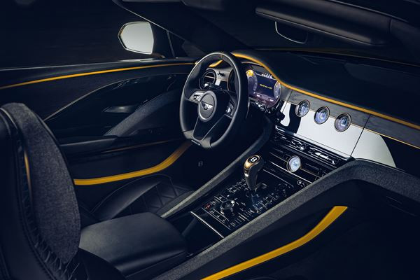 Le cabriolet biplace Bentley Bacalar embarque un bloc 6.0 litres W12 de 659 ch