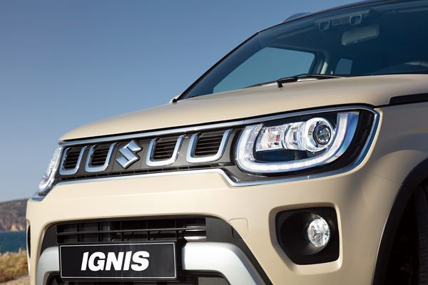 Le mini-SUV Suzuki Ignis restylé rehausse son style SUV