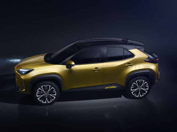 Le SUV urbain surélevé Toyota Yaris Cross propose une transmission intégrale