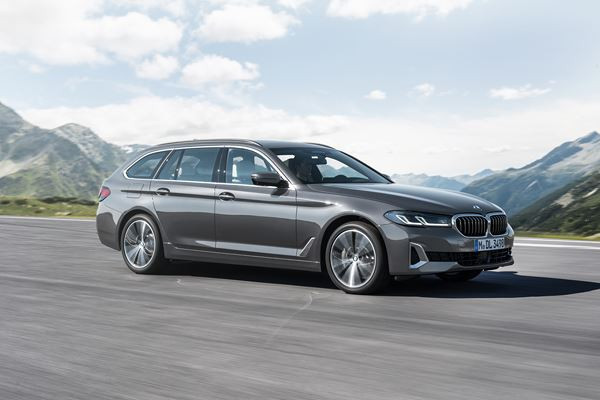 La BMW Série 5 Touring restylée revendique une prestance renforcée