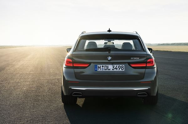 La BMW Série 5 Touring restylée revendique une prestance renforcée