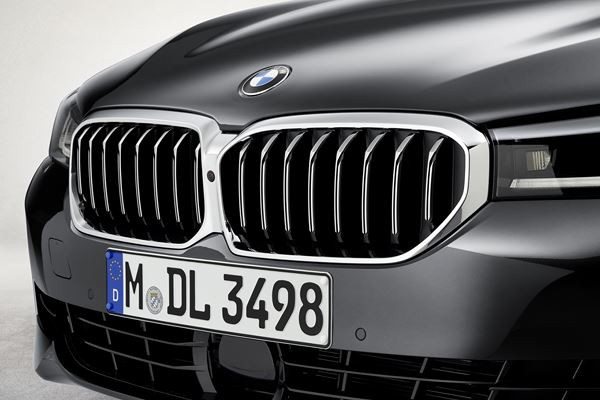 La BMW Série 5 Touring restylée revendique une prestance renforcée