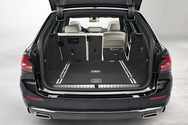 La BMW Série 5 Touring restylée revendique une prestance renforcée