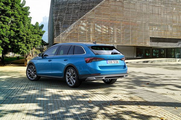 La Skoda Octavia Scout tout-chemin s'adapte à une conduite tout-terrain