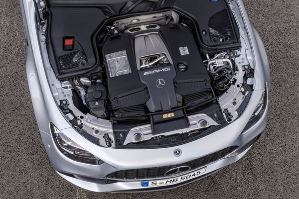 La berline sportive Mercedes-AMG E 63 4MATIC plus s'offre une mise à jour