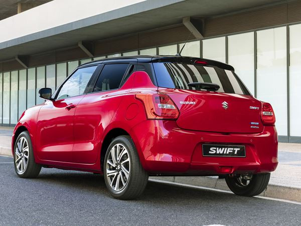 La Suzuki Swift restylée affiche un design extérieur plus dynamique