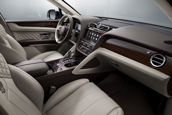 Le SUV de luxe Bentley Bentayga bénéficie de retouches stylistiques