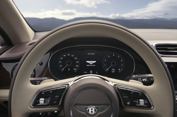 Le SUV de luxe Bentley Bentayga bénéficie de retouches stylistiques