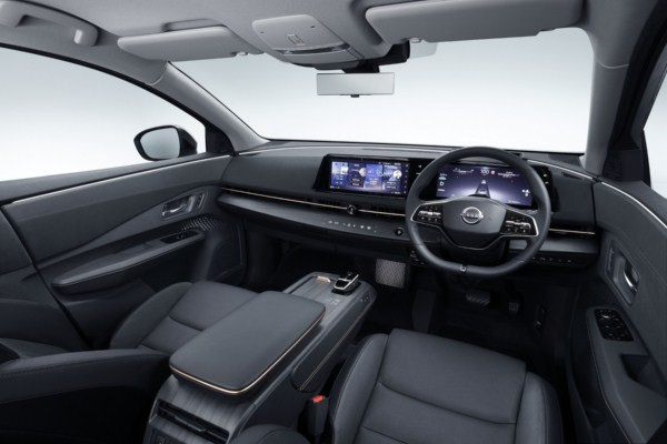 Le crossover coupé électrique Nissan Ariya affiche une autonomie de 500 km WLTP