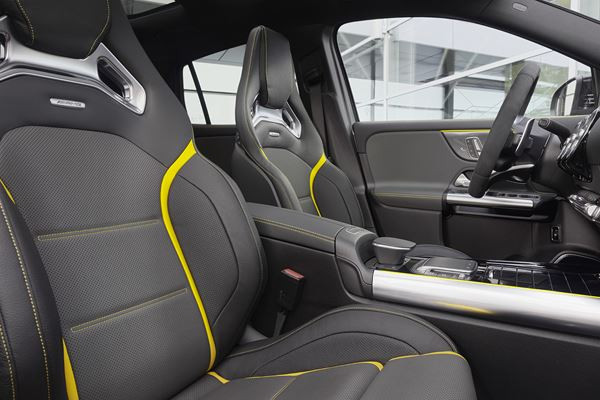 Le SUV compact Mercedes-AMG GLA 45 4Matic plus S délivre 421 ch