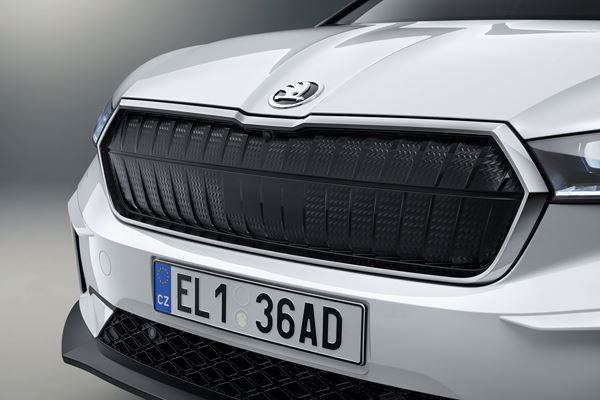 Le SUV électrique Skoda Enyaq iV affiche des proportions équilibrées
