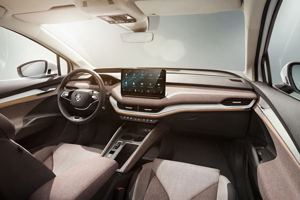 Le SUV électrique Skoda Enyaq iV affiche des proportions équilibrées