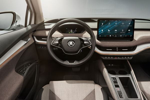 Le SUV électrique Skoda Enyaq iV affiche des proportions équilibrées