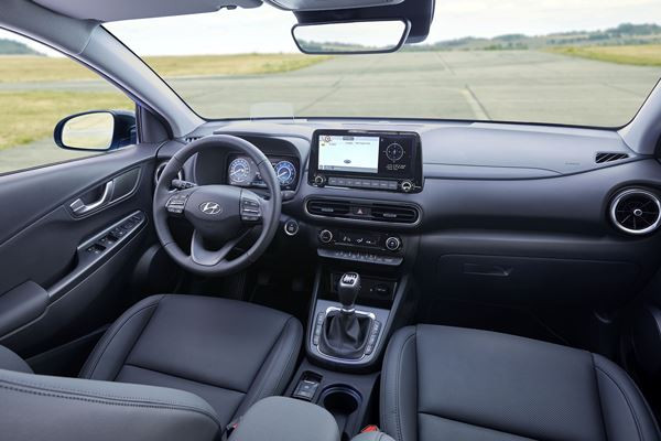 Le SUV urbain Hyundai Kona adopte un design épuré