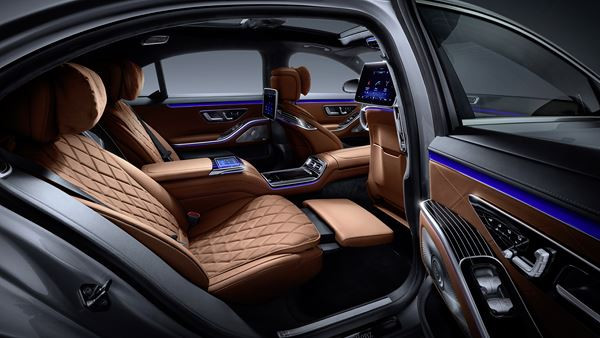 La Mercedes-Benz Classe S entend définir le segment du luxe automobile