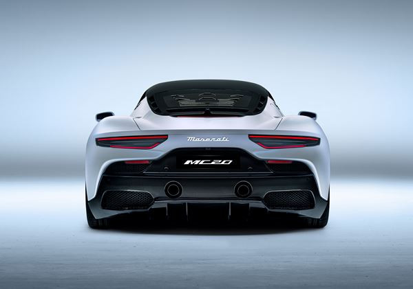 La supercar Maserati MC20 affiche un rapport poids/puissance de 2,33 kg/ch