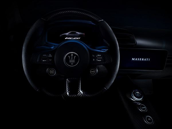 La supercar Maserati MC20 affiche un rapport poids/puissance de 2,33 kg/ch