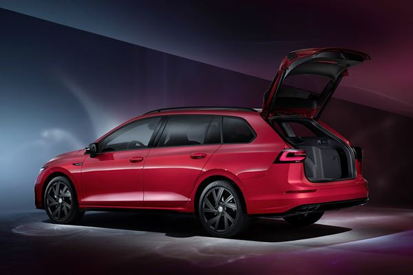 La Volkswagen Golf SW s'allonge pour offrir davantage d'espace aux places arrière