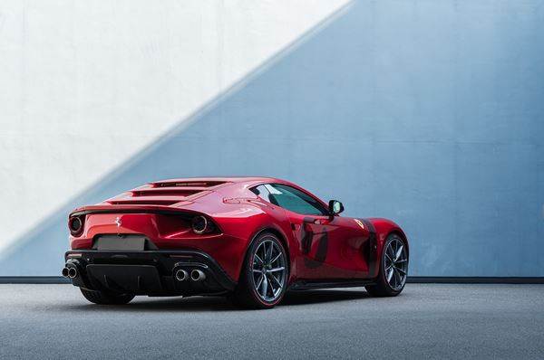 Ferrari Omologata: une Ferrari unique sur base de 812 Superfast