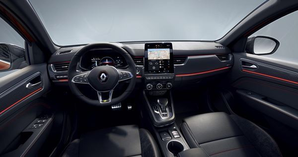 Le SUV Renault Arkana prend des allures de coupé