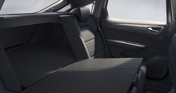 Le SUV Renault Arkana prend des allures de coupé
