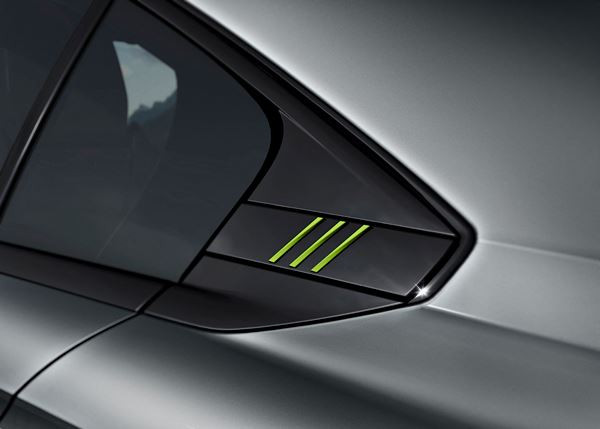 La berline radicale 508 Peugeot Sport Engineered délivre 360 ch