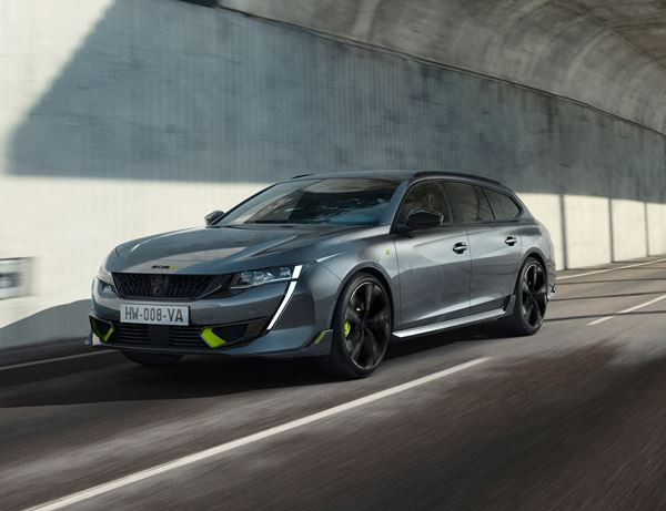 Le break radical 508 SW Peugeot Sport Engineered délivre 360 ch