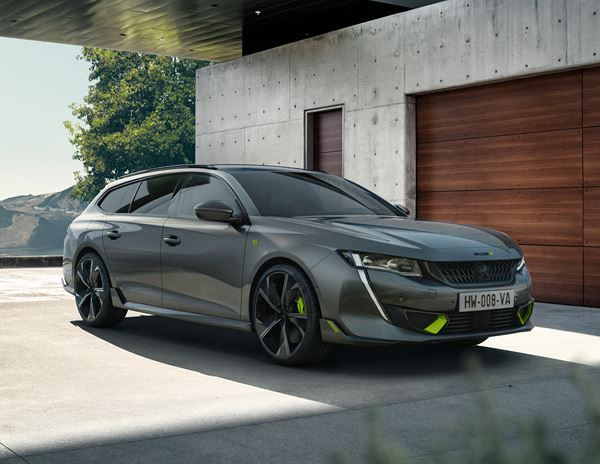 Le break radical 508 SW Peugeot Sport Engineered délivre 360 ch