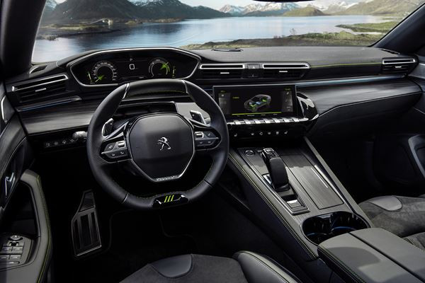 Le break radical 508 SW Peugeot Sport Engineered délivre 360 ch