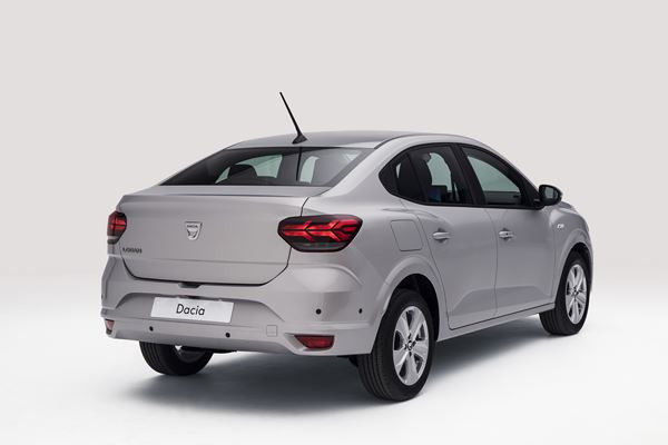 La Dacia Logan affiche une silhouette plus élancée