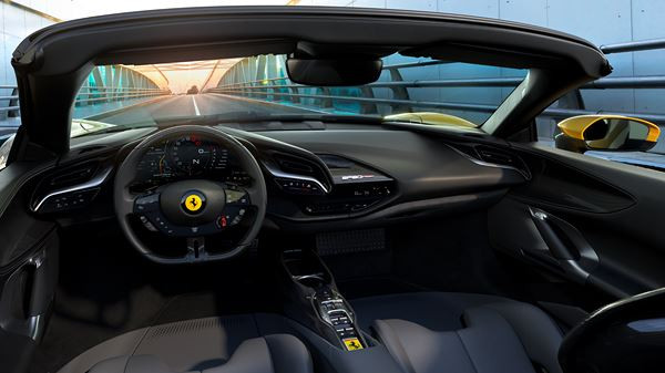 Ferrari SF90 Spider: une supercar découvrable hybride rechargeable de 1 000 ch