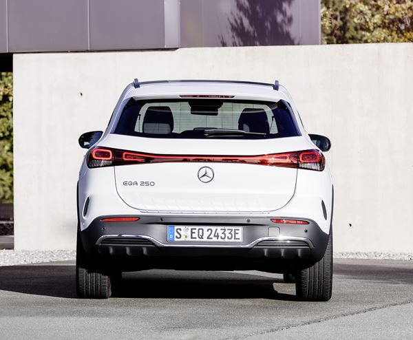 Le SUV compact électrique Mercedes EQA offre une autonomie de 426 kilomètres